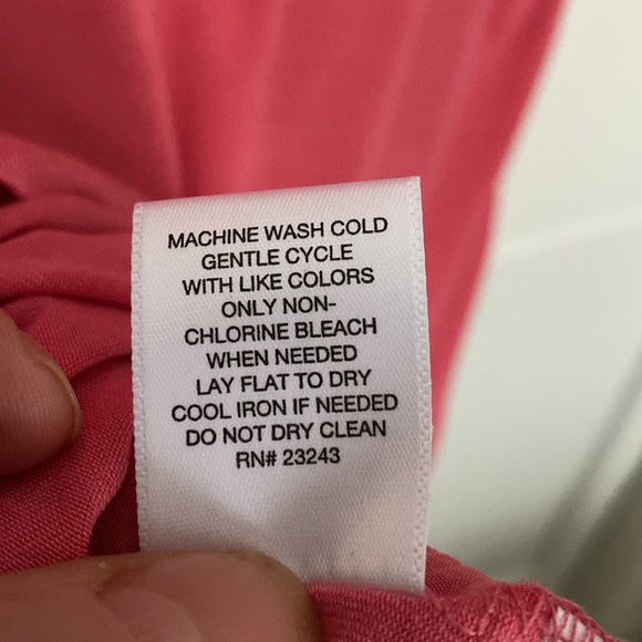 Soho New York and Company jeans pullover Top with bottom tie. - Picture 7 of 8